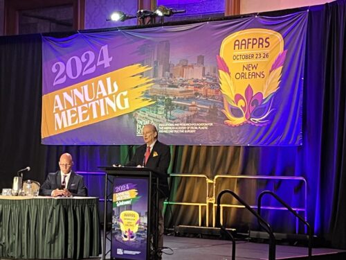 Dr. James Shire presenting at the 2024 AAFPRS Annual Meeting in New Orleans